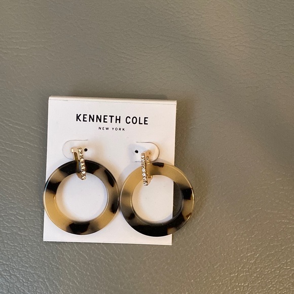 Kenneth Cole Earrings - Picture 3 of 3